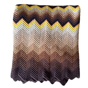 Afghan 1970s Vintage Brown Chevron Granny Lap Throw Blanket 38 1/2” x 64”